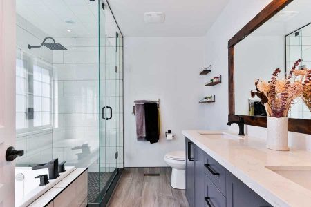 Wohntrends im Haus: Glas im Badezimmer