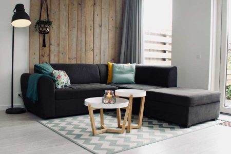 Wohnraum Wunder: Dekorieren und Designen mit Ledersofas!