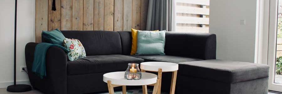 Wohnraum Wunder: Dekorieren und Designen mit Ledersofas!