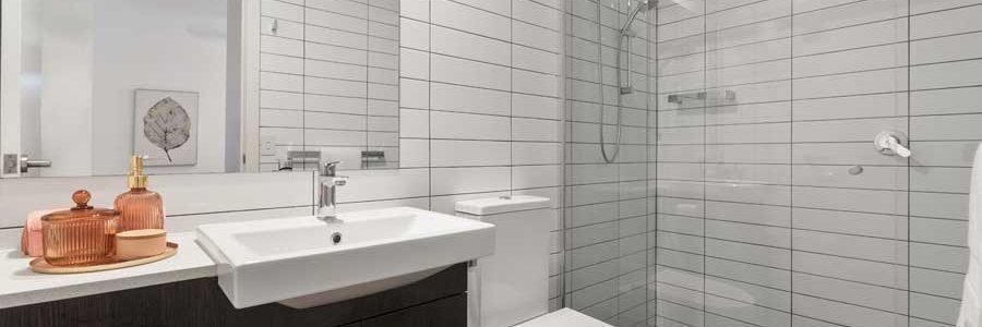 Zeit und Geld sparen: Wie Sanitärausrüstung selbst installiert wird