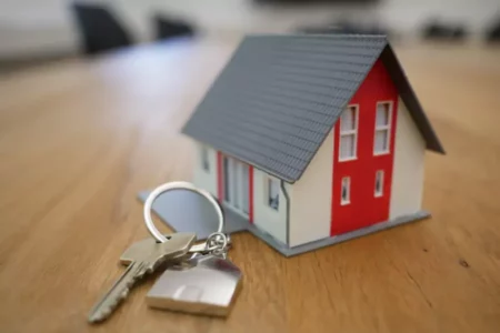 Schluss mit Maklerprovision: Leitfaden für einen erfolgreichen Immobilienverkauf